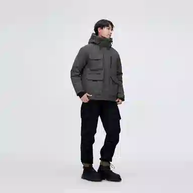 波司登 时尚休闲连帽工装风羽绒服 男款