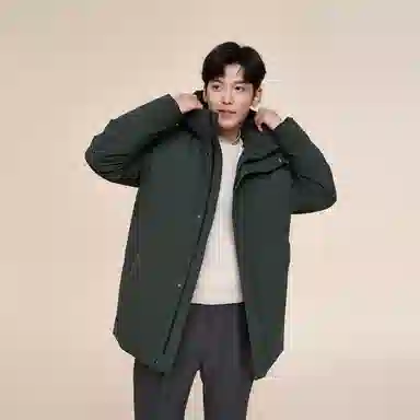 波司登 连帽厚款保暖可拆卸内胆羽绒服 男款