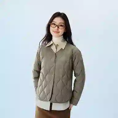 波司登 轻暖系列 无领排扣内胆防泼水拒油轻薄保暖纯色内穿宽松外套羽绒服 女款
