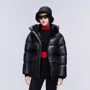 CNY 700