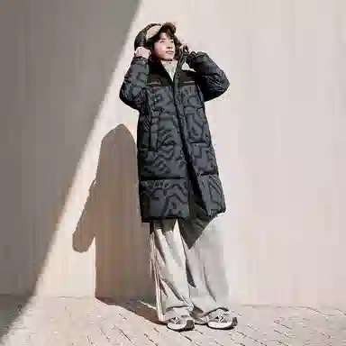 波司登 宽松连帽街头长袖羽绒服 女款