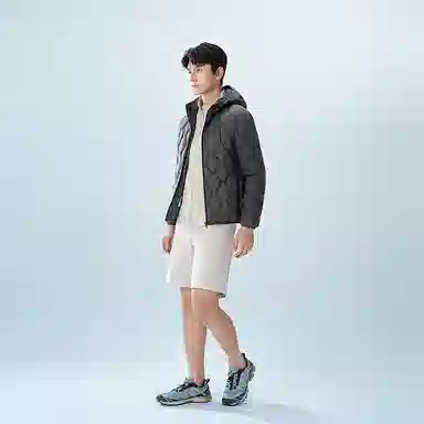 波司登 轻暖鹅绒系列 时尚绗缝亲肤舒适保暖连帽内搭羽绒服 男款