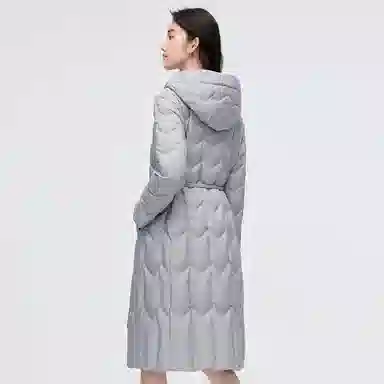 波司登 轻薄连帽长款纯色常规长袖通勤羽绒服 女款