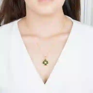 999