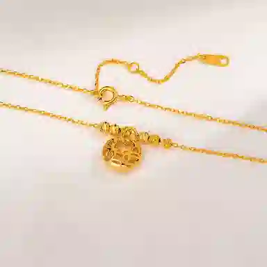 925