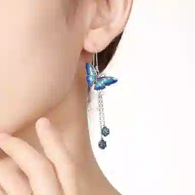 S925
