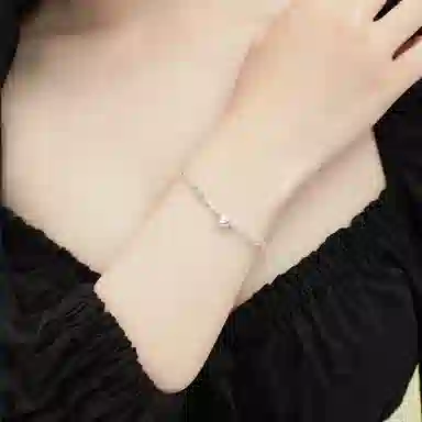S925