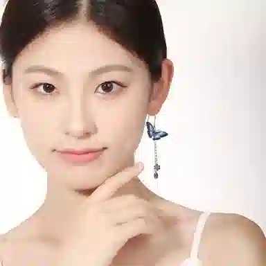 S925