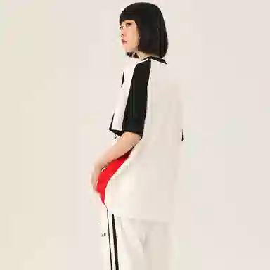 Coca-Cola Racing V-Neck T-Shirt