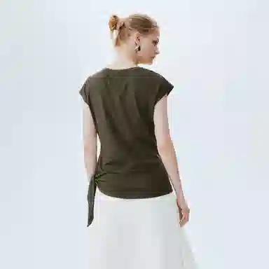 URBAN REVIVO UR T T_