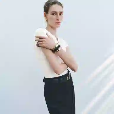 URBAN REVIVO UR T T_