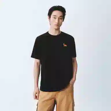 URBAN REVIVO UR T T_