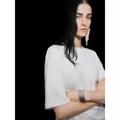 URBAN REVIVO UR T T_