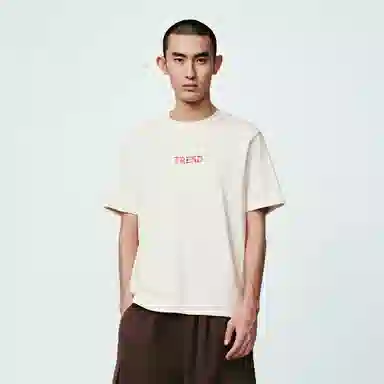 URBAN REVIVO UR T T_