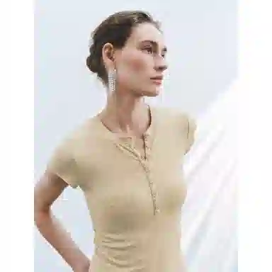 URBAN REVIVO UR T T_