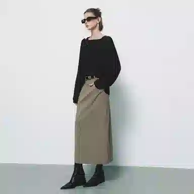 URBAN REVIVO UR T T_