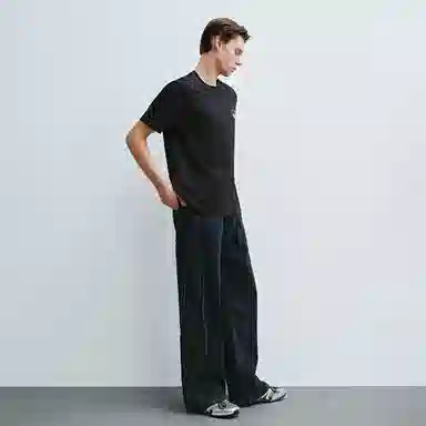 URBAN REVIVO UR T T_