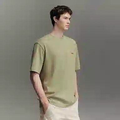 URBAN REVIVO UR T T_