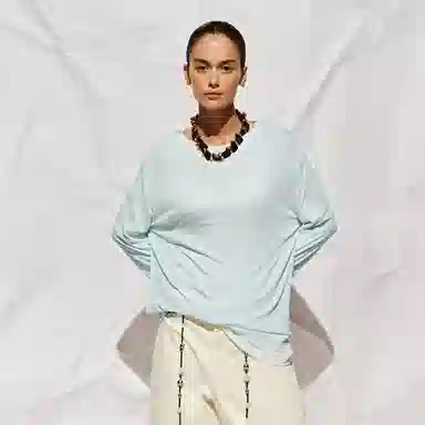 URBAN REVIVO UR T T_