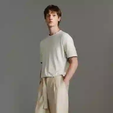 URBAN REVIVO UR T T_