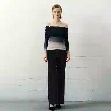 URBAN REVIVO UR T T_