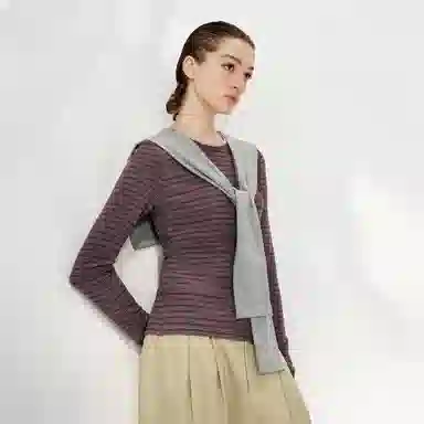 URBAN REVIVO UR T T_