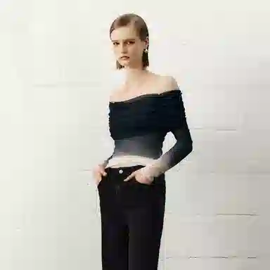 URBAN REVIVO UR T T_