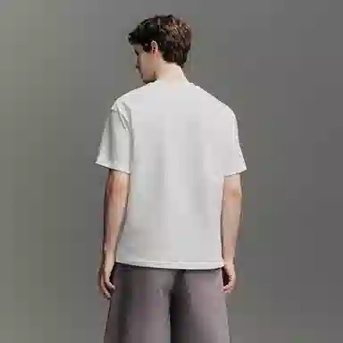 URBAN REVIVO UR T T_