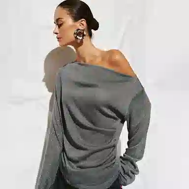 URBAN REVIVO UR T T_