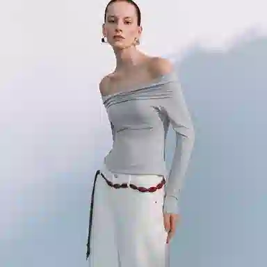 URBAN REVIVO UR T T_