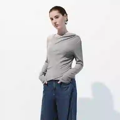 URBAN REVIVO UR T T_