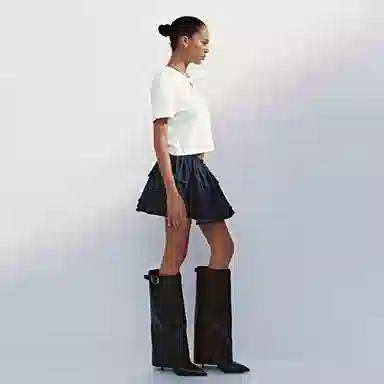 URBAN REVIVO UR T T_