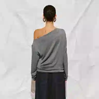 URBAN REVIVO UR T T_