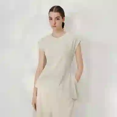 URBAN REVIVO UR T T_