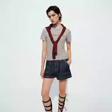 URBAN REVIVO UR T T_