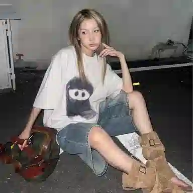 ARNODEFRANCE Kanye West T