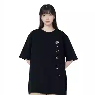 Nike T