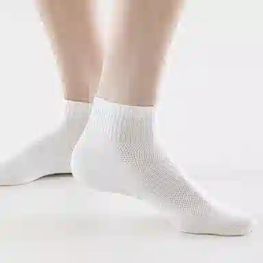 100