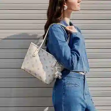 NUCELLE PVC Tote