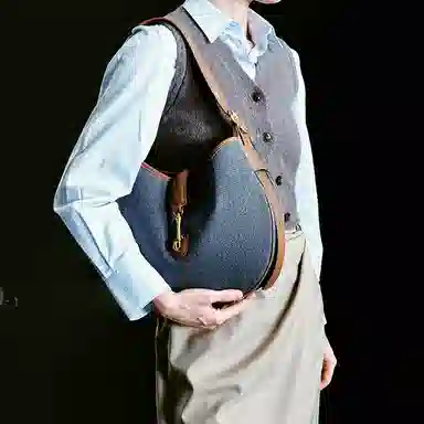 NUCELLE HOBO