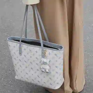 NUCELLE PVC Tote