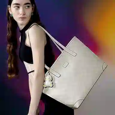 NUCELLE PVC Tote