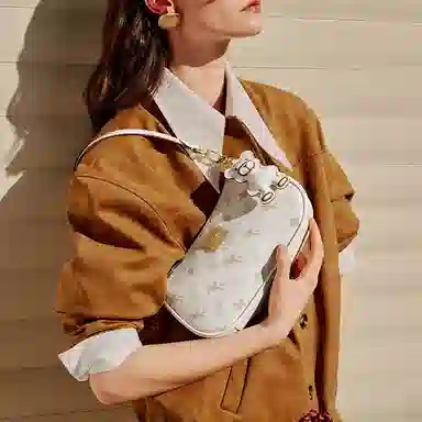 NUCELLE PVC