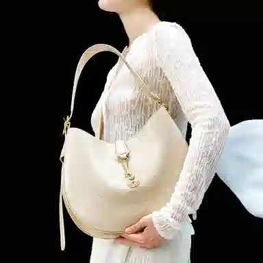 NUCELLE HOBO