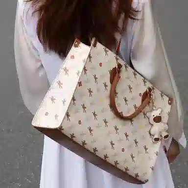 NUCELLE PVC Tote
