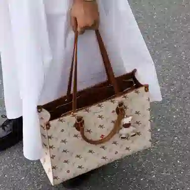 NUCELLE PVC Tote