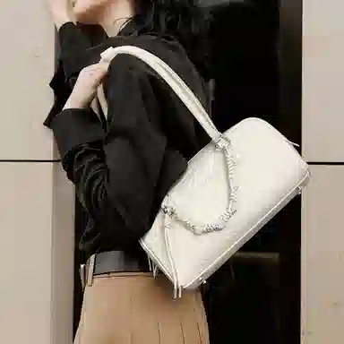 NUCELLE