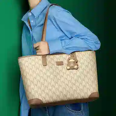NUCELLE PVC Tote