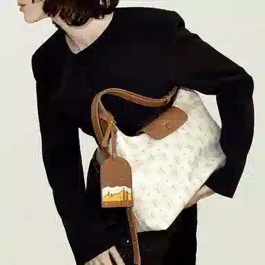 NUCELLE HOBO PVC
