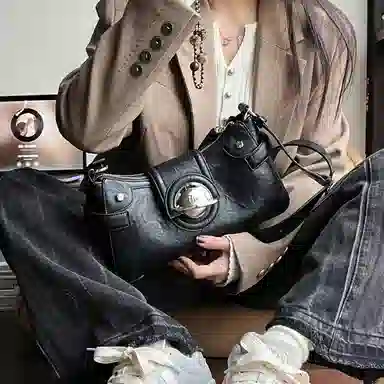 JELLYTOYBOY Soft Moon Bag White